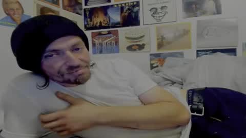 cloudyystarr666 online show from 01.10.26