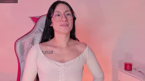 Chloe  online show from 11.08.25