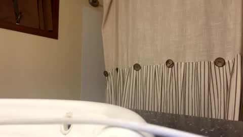 Snapshot of cloverboy1988 chatting on 09.18.25 cloverboy1988 online show from 09.18.25