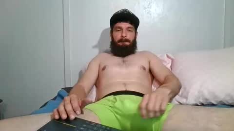 Snapshot of clubb86 chatting on 02.16.26 Maxxdieselx69 online show from 02.16.26