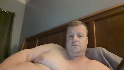 Snapshot of cmachen chatting on 02.01.25 cmachen online show from 02.01.25