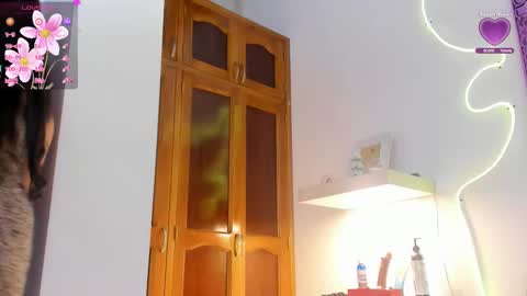 Snapshot of cmila0713 chatting on 11.12.25 cmila0713 online show from 11.12.25