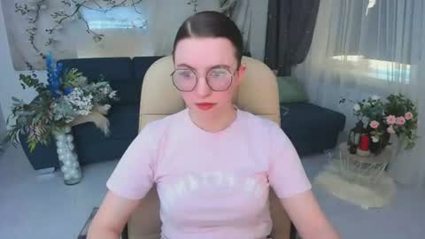 Molly online show from 06.22.26