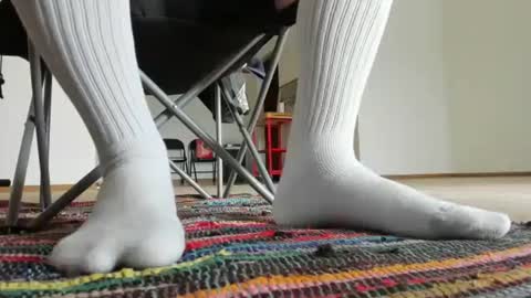 Gorgeous online show from 12.19.24