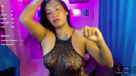 Snapshot of coco_macr chatting on 07.27.26 coco_macr online show from 07.27.26