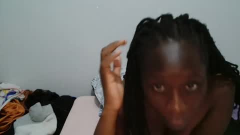 Snapshot of cocoalush9819 chatting on 09.25.25 cocoalush9819 online show from 09.25.25