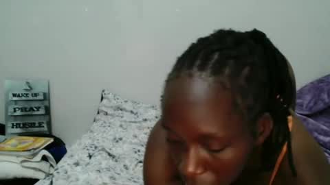 Snapshot of cocoalush9819 chatting on 10.22.25 cocoalush9819 online show from 10.22.25