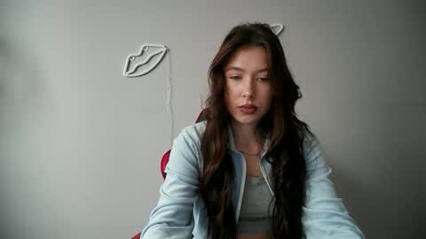 Snapshot of cocoberry1 chatting on 10.08.25 cocoberry1 online show from 10.08.25