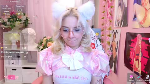 Mia online show from 02.04.25