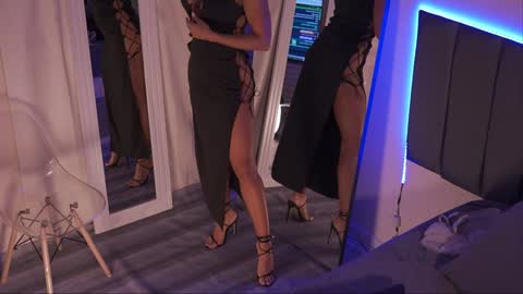 Coconutcatin online show from 12.26.24