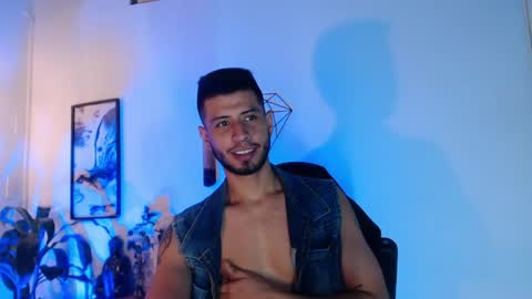 Snapshot of colby_smit chatting on 05.11.26 Colby online show from 05.11.26