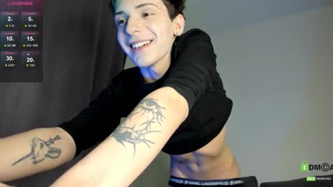 Snapshot of colestorm_ chatting on 12.16.25 COLE - ig online show from 12.16.25