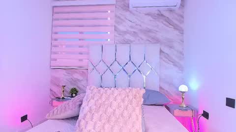 colett online show from 11.21.25