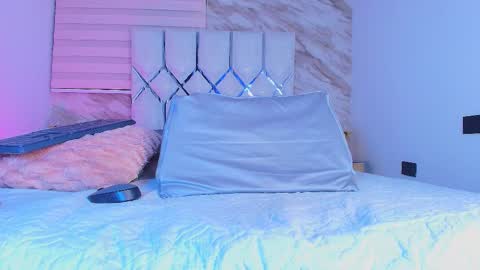 colett online show from 03.08.26