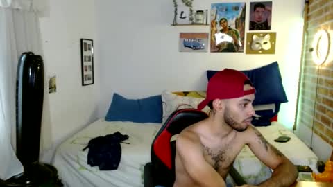 Snapshot of colinlatinbrown chatting on 02.11.25 IG  online show from 02.11.25