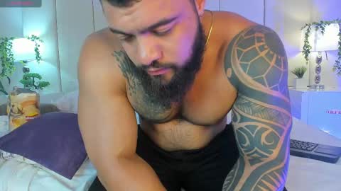 college_muscle_ass online show from 10.29.25