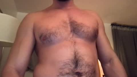 Snapshot of collegeboy3118 chatting on 10.30.25 collegeboy3118 online show from 10.30.25