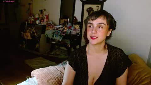 Collette online show from 10.14.25