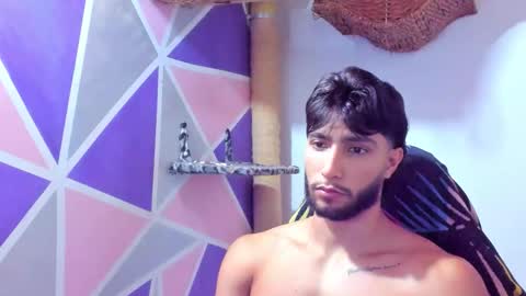 Snapshot of collins_emmett chatting on 02.04.26 EMMETT COLLINS online show from 02.04.26