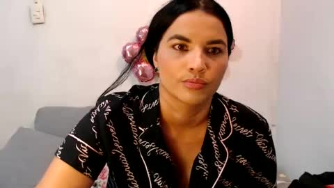 Snapshot of colombi4spice chatting on 03.07.25 viviana online show from 03.07.25