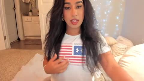 Snapshot of colombiantexas chatting on 04.30.26 ........ Instagram Lorysexys online show from 04.30.26