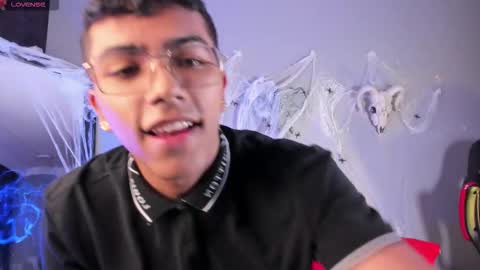 colstorw_ online show from 10.22.25