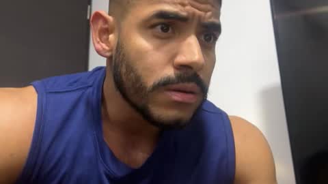 colton_x0610 online show from 09.10.25