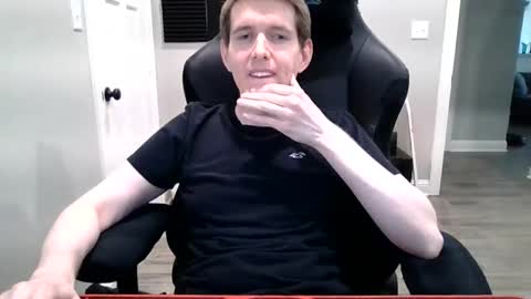 Snapshot of coltongh23 chatting on 09.12.25 coltongh23 online show from 09.12.25