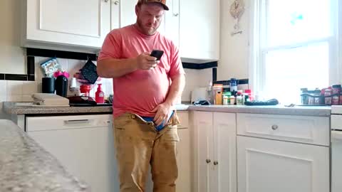 Snapshot of comegetmeinthemorning chatting on 03.31.26 comegetmeinthemorning online show from 03.31.26