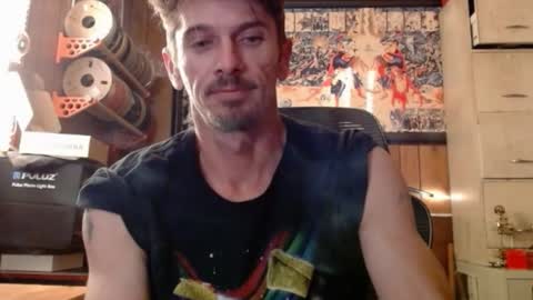 Nelson or ComicKing and sometime Peachy143 online show from 03.03.25