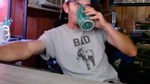 Nelson or ComicKing and sometime Peachy143 online show from 10.04.25