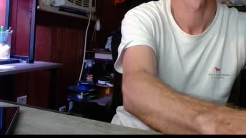 Nelson or ComicKing and sometime Peachy143 online show from 10.09.25