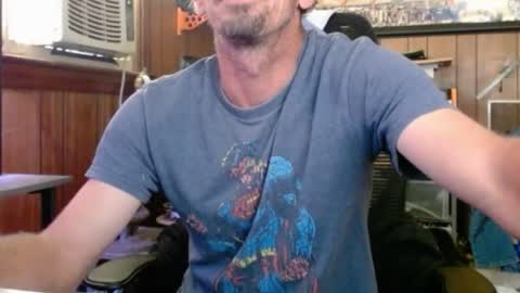 Nelson or ComicKing and sometime Peachy143 online show from 06.19.26