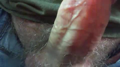 Snapshot of comox1961 chatting on 10.12.25 comox online show from 10.12.25