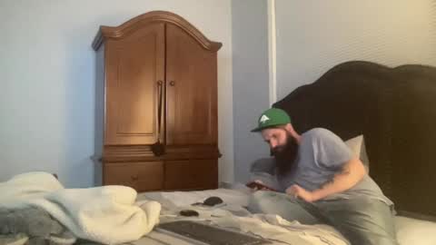 Snapshot of concentralized chatting on 02.05.25 Matt online show from 02.05.25