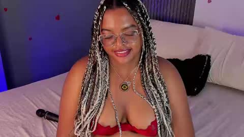 conielaurenth online show from 02.15.25