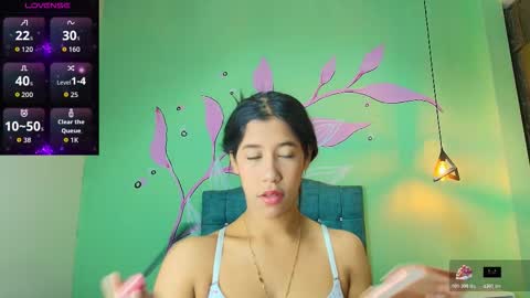 C O N N I E online show from 11.21.25