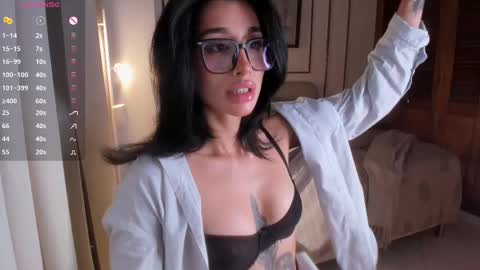 connie    online show from 10.08.25