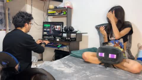 conor_taylor_ online show from 09.17.25