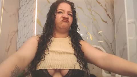 Snapshot of cony_curly_b chatting on 07.10.26 Online 2200 - 0600 online show from 07.10.26