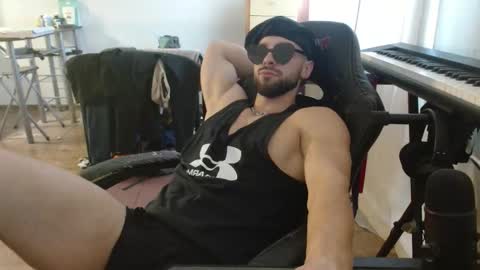 Snapshot of cookiewaves chatting on 11.18.25 Stachu Jones online show from 11.18.25