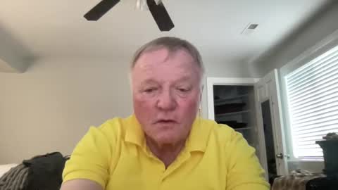 Snapshot of cookoosnest chatting on 12.23.24 cookoosnest online show from 12.23.24