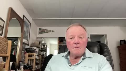 Snapshot of cookoosnest chatting on 02.15.25 cookoosnest online show from 02.15.25