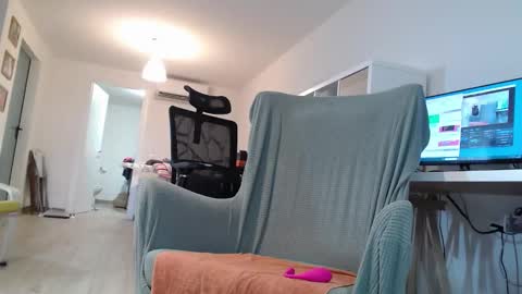 Snapshot of coolnerdguy79 chatting on 09.14.25 coolnerdguy79 online show from 09.14.25