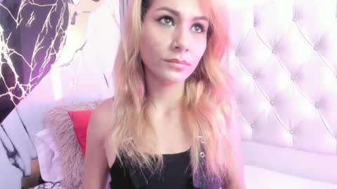 sophie online show from 12.26.24