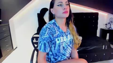 Coral  online show from 01.29.25