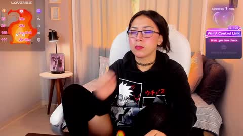 Coral Stefani online show from 12.05.24