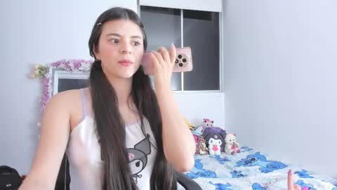 Coraline uwu     Bienvenidos al dulce mundo de Coraline    Hola amores soy Coraline  Una chica  tierna juguetona online show from 01.12.26