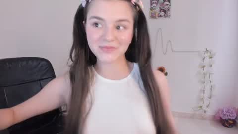Snapshot of coralinexxx07 chatting on 08.06.26 Coraline uwu Bienvenidos al dulce mundo de Coraline Hola amores soy Coraline Una chica tierna juguetona online show from 08.06.26