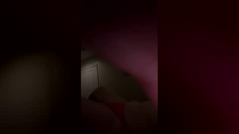 Snapshot of corals_house chatting on 03.12.26 corals_house online show from 03.12.26